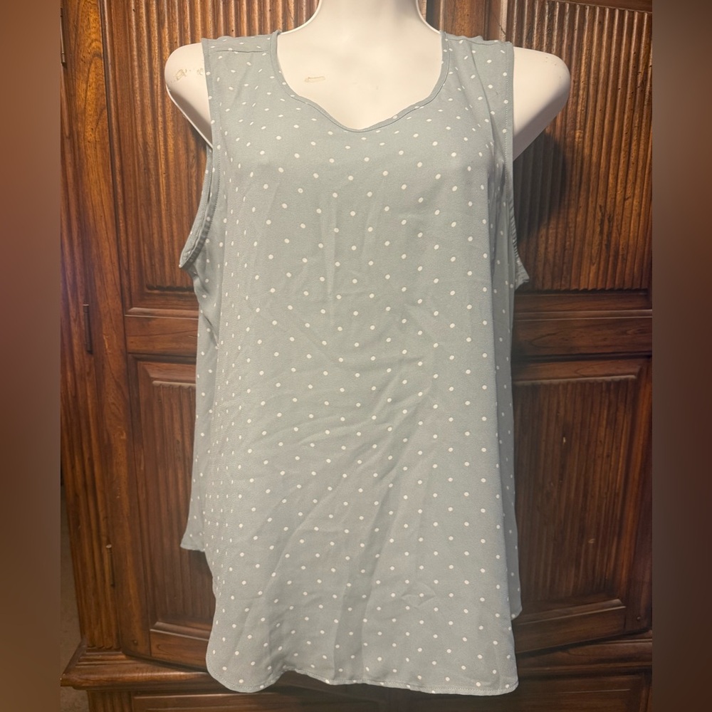 Women's Sleeveless Polka Dot Top - Gray